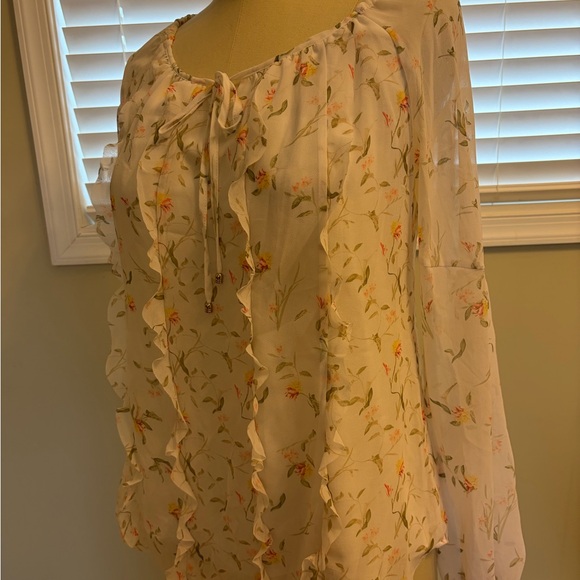 💥 WHBM Floral Chiffon Blouse BEAUTIFUL - Picture 2 of 10